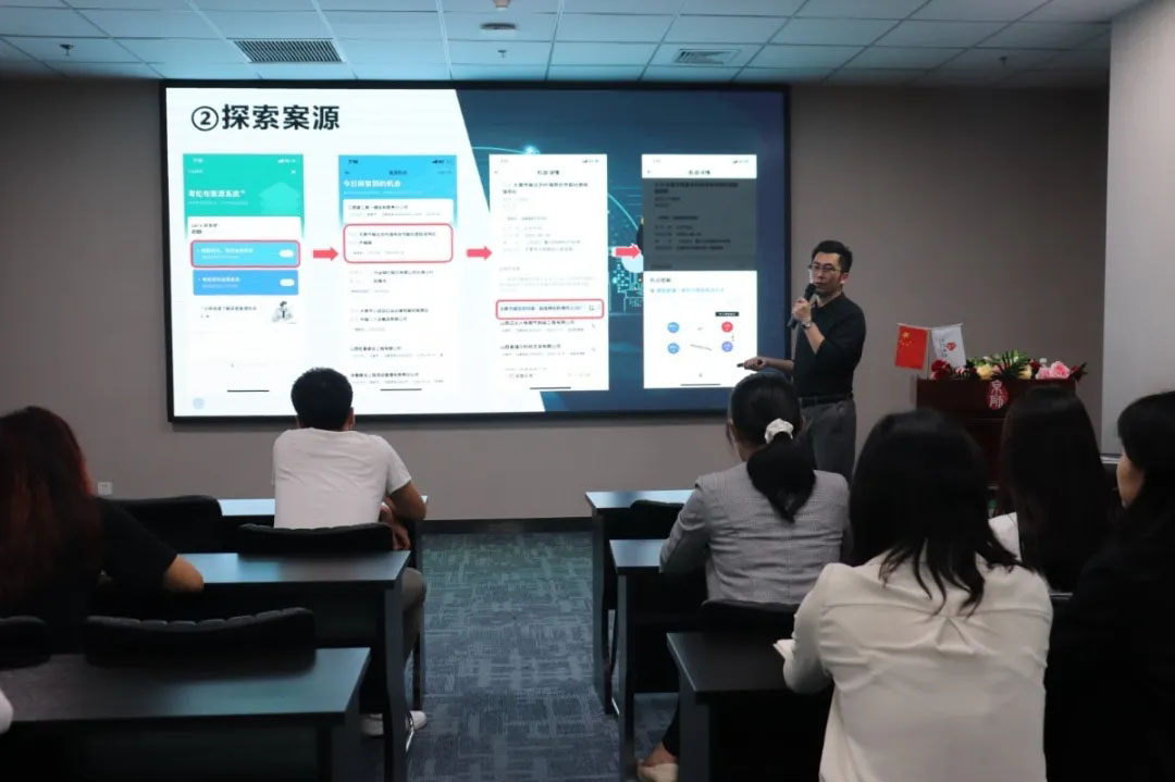 “京师太原公司投融资法律事务部”代表律所与赢火虫达成了深度合作