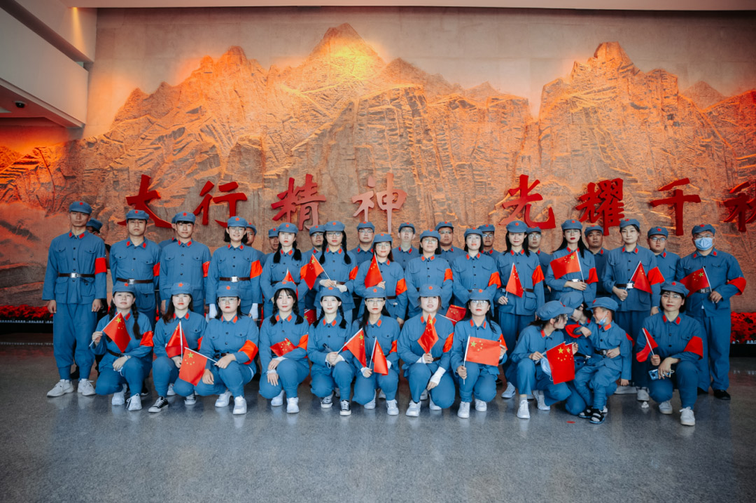 炎炎烈日 我们在一起